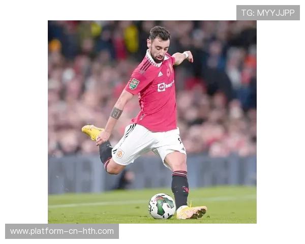 曼联布鲁诺突破传中制造机会